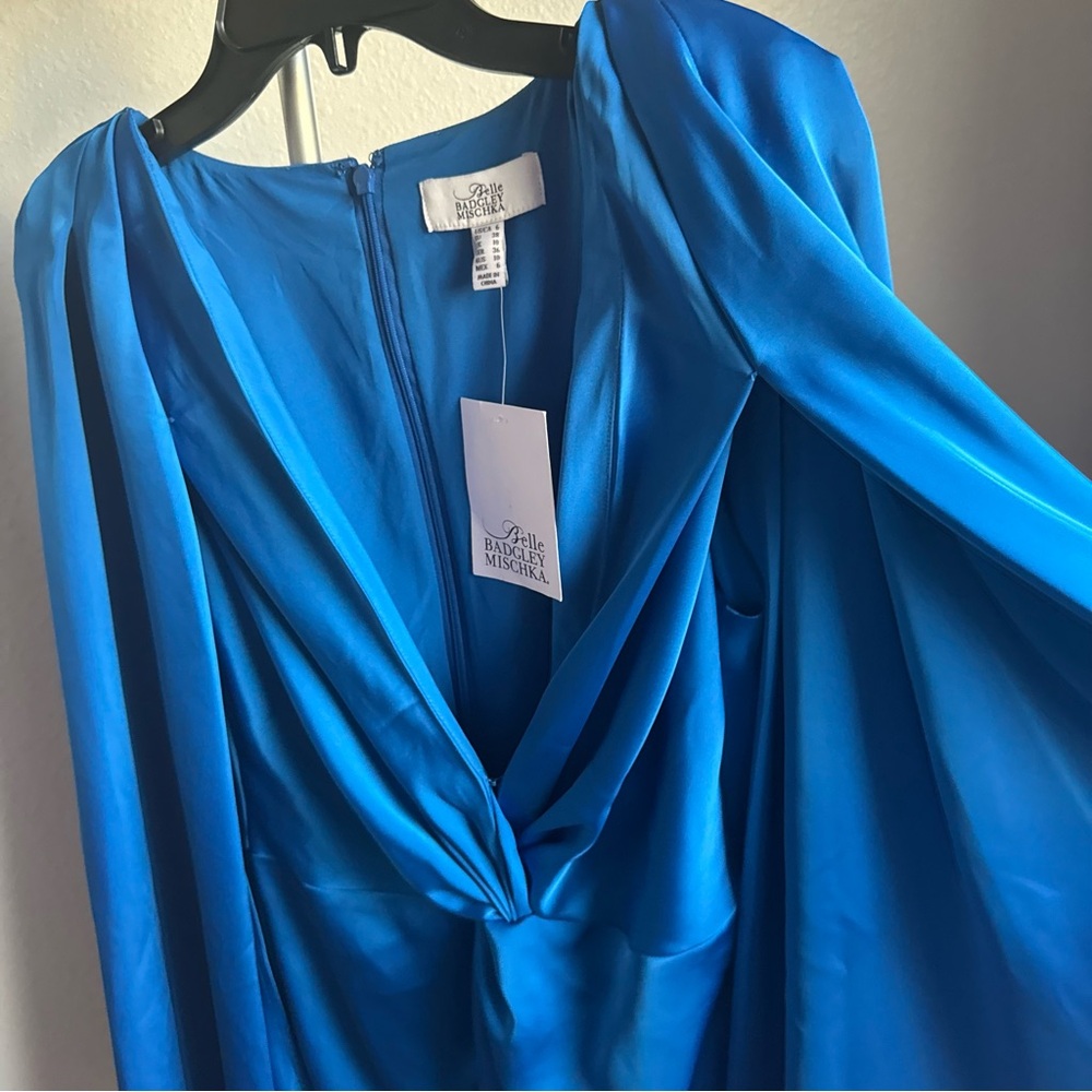 NWT Badgley Mischka Nora Satin V-Neck Long Bell Sleeve Twist Front Mini Dress - Picture 10 of 11